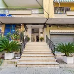 Apartamento Sophie Downtown By Pikhost