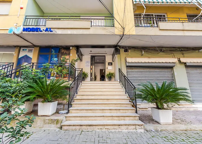 Appartamento Sophie Downtown By Pikhost