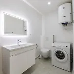 Apartamento Sophie Downtown By Pikhost Tirana