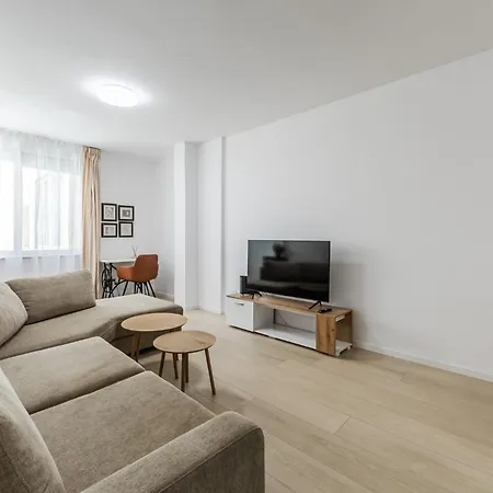Sophie Downtown By Pikhost Apartamento Tirana