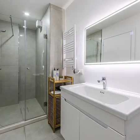 Sophie Downtown By Pikhost Apartamento *