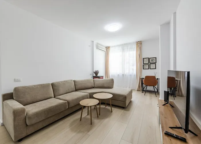 Apartament Sophie Downtown By Pikhost *