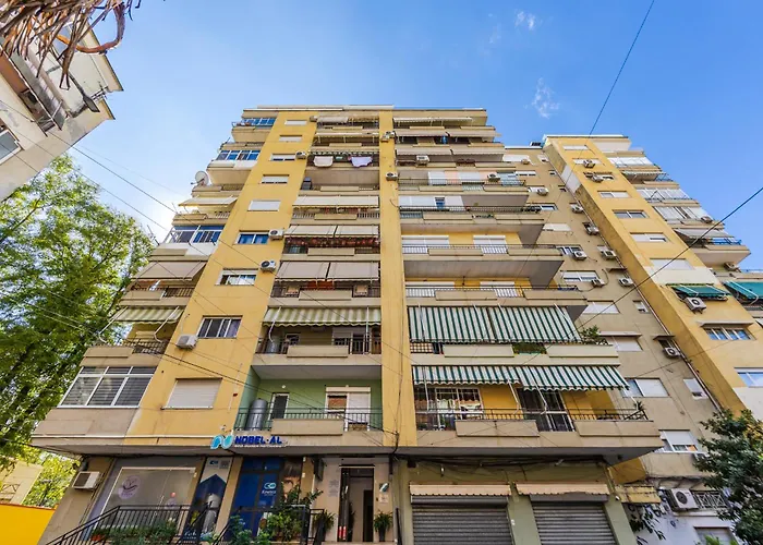 Sophie Downtown By Pikhost * Tirana